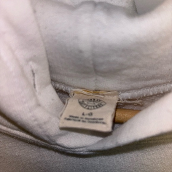 Urban Outfitters white hoodie with print - slight pilling throughout - Picture 3 of 3